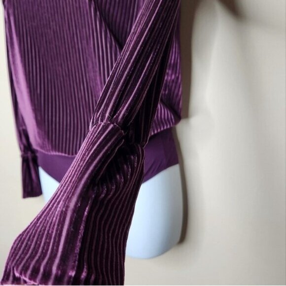 Intimissimi Open Back Ribbed Velvet wine Bodysuit Size S - Picture 4 of 9